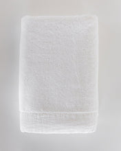 Load image into Gallery viewer, Istanbul White Bath Collection