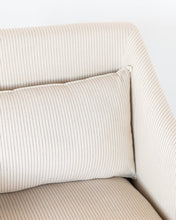 Load image into Gallery viewer, Laurie Chair