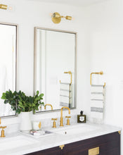 Load image into Gallery viewer, Thompson Hand Towel