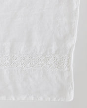 Load image into Gallery viewer, Winchester Linen Shams (Set of 2)