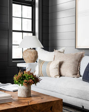 Load image into Gallery viewer, Decker Table Lamp