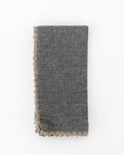 Load image into Gallery viewer, Lace Trimmed Cotton Napkins (Set of 4)
