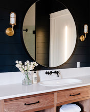 Load image into Gallery viewer, Glass Flower Vase
