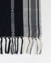 Load image into Gallery viewer, Elise Indoor / Outdoor Throw
