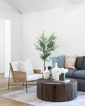 Load image into Gallery viewer, Hattie Chair
